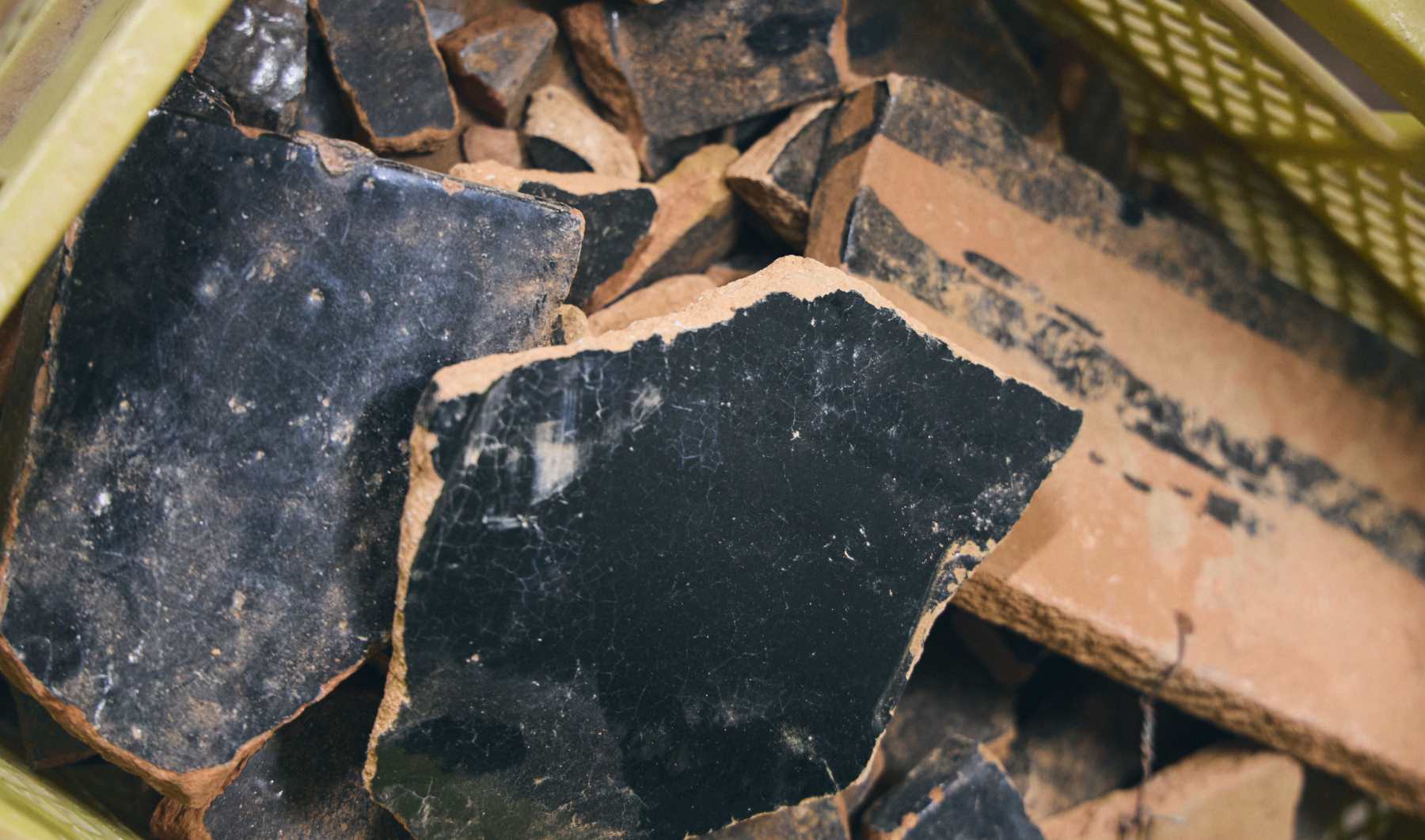 被災地から持ち帰った能登瓦