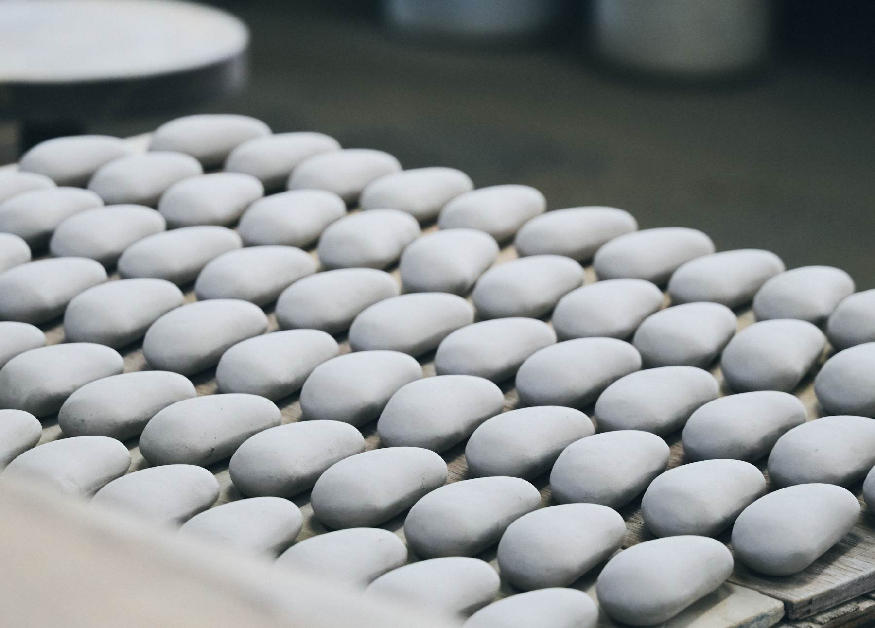 まるで石のようなアロマディフューザー