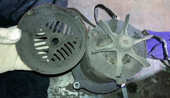 愛知県小牧市 自動車部品などの金属塗装処理