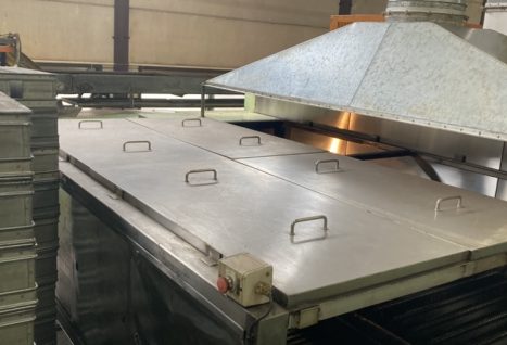 ダクト付近から熱漏れ発生