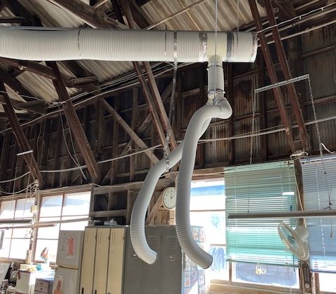 ダクト末端の作業場の様子