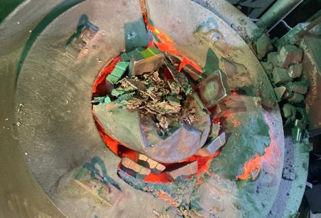 ニイミ産業製　アルミ溶解炉