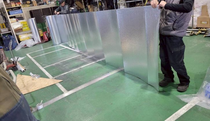 サーモバリアS作業風景