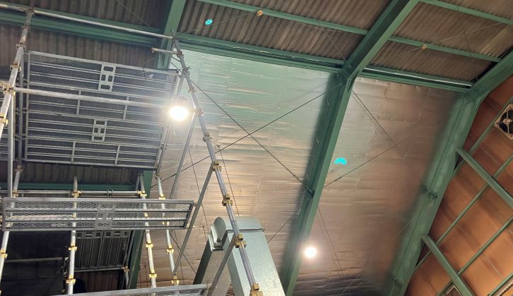 サーモバリアS施工中