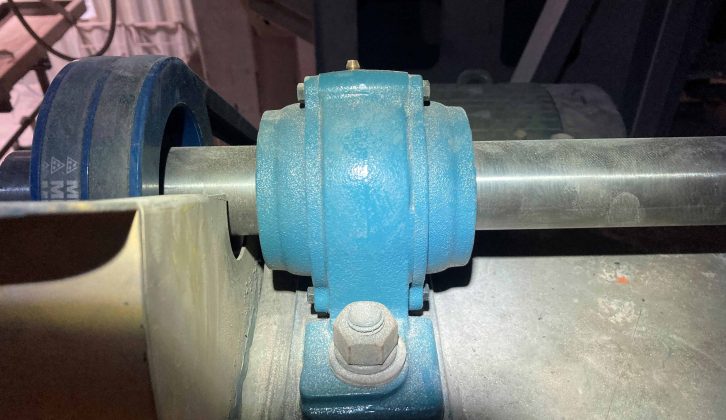 ベアリング交換